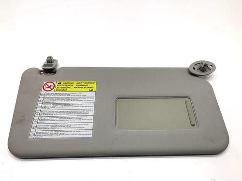 Used Right sun visor Right sun visor 39323242 39323242