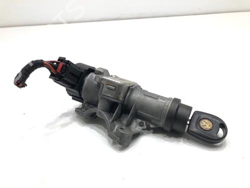 Kombi Kontakt / Stilkkontakt Kombi Kontakt / Stilkkontakt VW POLO V (6R1, 6C1) 1.2 TDI (75 hp) 39314205 39314205