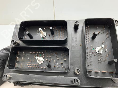 Fuse box OPEL ASTRA H (A04) 1.4 (L48) | BP40056925E1 - Image 3