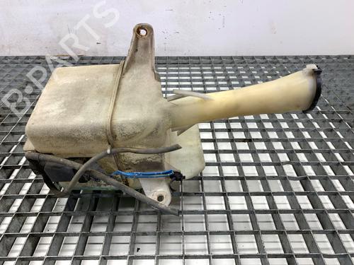Used Windscreen washer tank Windscreen washer tank 39327947 39327947