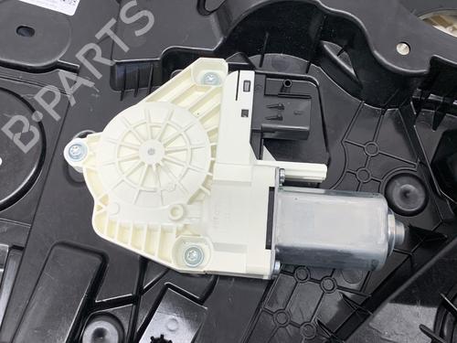 Front right window mechanism TESLA MODEL Y (5YJY) EV | BP39352901C23 - Image 4