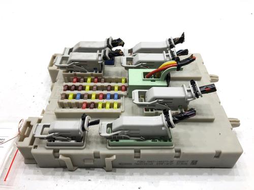 Used Fuse box Fuse box 39313387 39313387