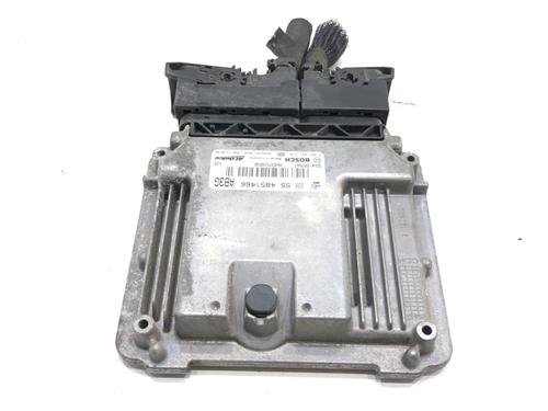 engine-control-unit-ecu-opel-zafira-tourer-c-p12-2011-39288349 main image
