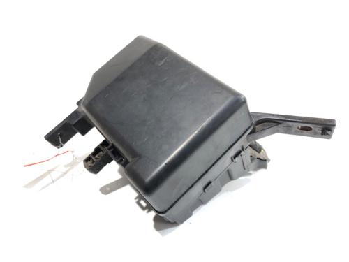 Used Fuse box Fuse box 39307757 39307757
