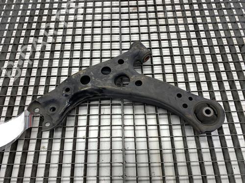 Used Right front suspension arm Right front suspension arm 39318721 39318721