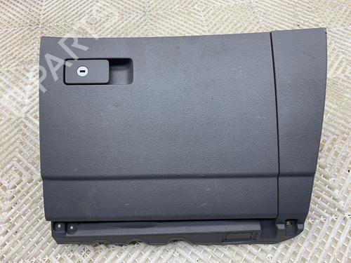 Used Glove box Glove box 39323826 39323826