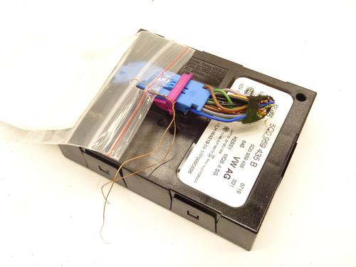 electronic-module-skoda-octavia-iii-combi-5e5-5e6-2012-2013-2014-2015-2016-2017-2018-2019-2020-39269094 main image