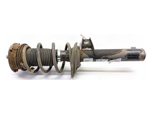 right-front-shock-absorber-vw-golf-vii-5g1-bq1-be1-be2-2012-2013-2014-2015-2016-2017-2018-2019-2020-2021-39763040 main image