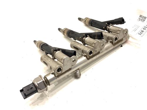 Injection rail CITROËN C3 II (SC_) 1.2 THP 110 | BP39352922M98 - Image 2