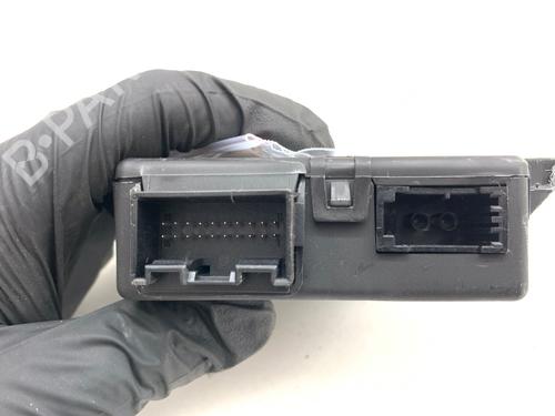 Electronic module AUDI Q3 (8UB, 8UG) 2.0 TDI | BP39369542M83 - Image 2