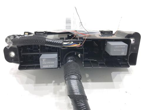 Fuse box TOYOTA COROLLA Hatchback (_E21_, _EA1_, _EH1_) 2.0 Hybrid (MZEH12) | BP39287431E1 - Image 2