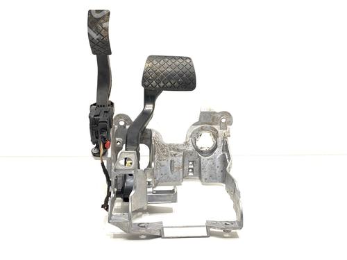 pedal-audi-a4-b8-avant-8k5-2007-2008-2009-2010-2011-2012-2013-2014-2015-2016-2017-39290459 main image