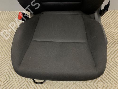 Left front seat MITSUBISHI COLT VII Hatchback (VB_) 1.0 MPi (VBXG0) | BP39375405C15 - Image 3
