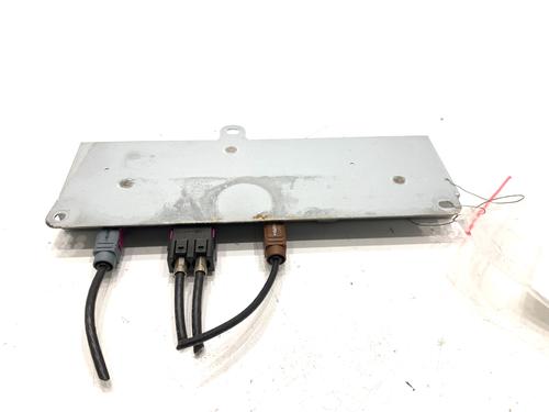 antennabase-audi-a4-b7-avant-8ed-2004-2005-2006-2007-2008-39338919 main image