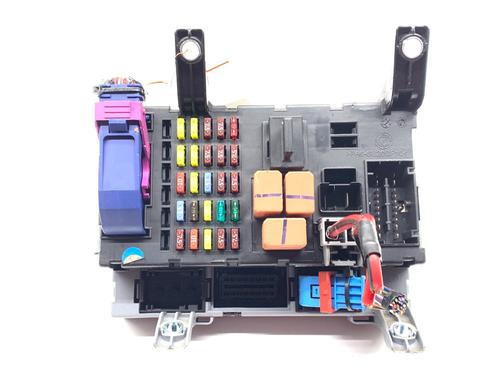 Used Fuse box Fuse box 39313100 39313100