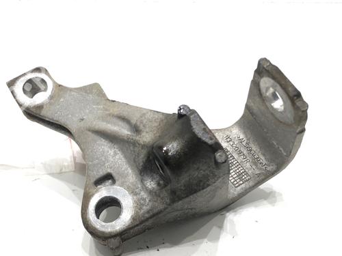 Used Gearbox mount Gearbox mount 39309368 39309368