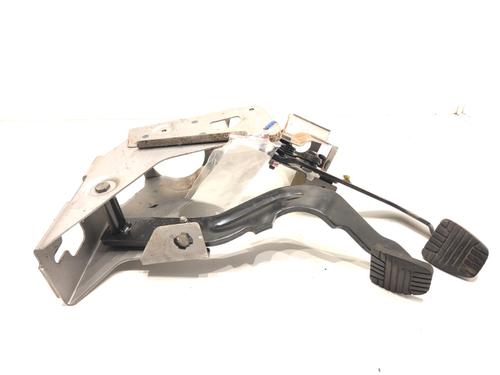 pedal-opel-antara-a-l07-2006-2007-2008-2009-2010-2011-2012-2013-2014-2015-2016-2017-39279128 main image