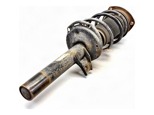 left-front-shock-absorber-vw-golf-vii-variant-ba5-bv5-2013-2014-2015-2016-2017-2018-2019-2020-2021-2022-40034073 main image