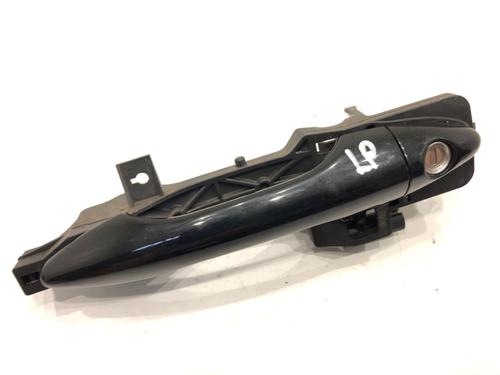 front-left-exterior-door-handle-hyundai-ix35-lm-el-elh-2009-2010-2011-2012-2013-2014-2015-2016-39352487 main image