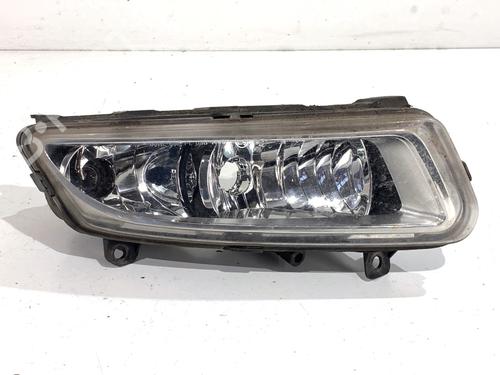 Used Right front fog light Right front fog light 39331245 39331245
