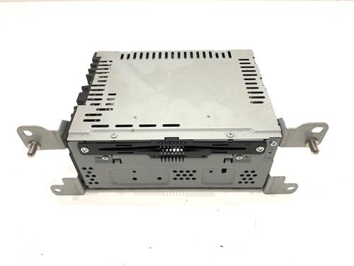 auto-radio-ford-mondeo-v-turnier-cf-2014-39302745 main image
