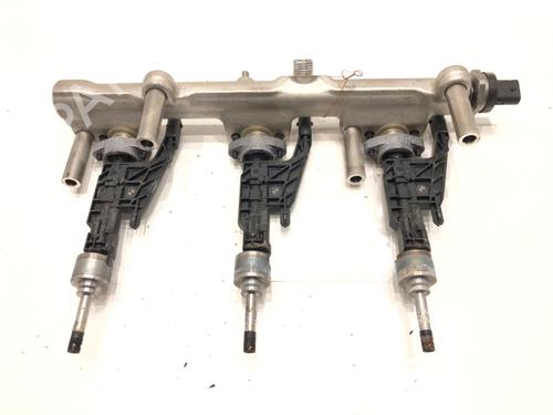 Used Injection rail Injection rail 39282464 39282464