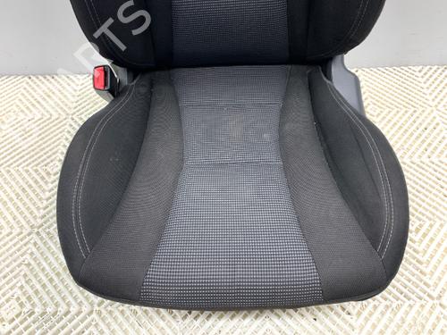 Left front seat HYUNDAI i30 (GD) 1.4 | BP40488453C15 - Image 3