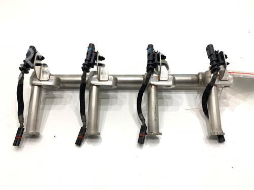 Used Injection rail Injection rail 39318550 39318550