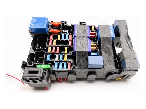Used Fuse box Fuse box 39367755 39367755