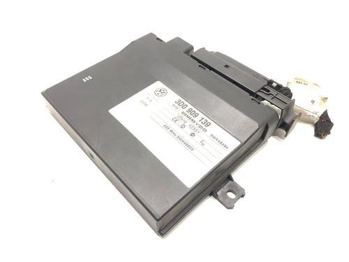 Used Electronic module Electronic module VW TOUAREG (7LA, 7L6, 7L7) 3.6 V6 FSI (280 hp) 39304529 39304529