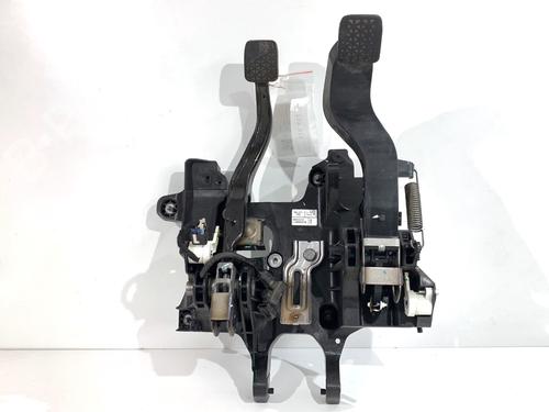 Pedal Pedal 39353186 39353186