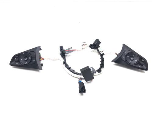 Used Steering wheel controls Steering wheel controls 39282996 39282996