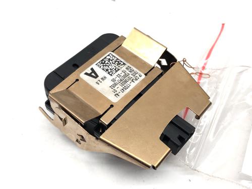 Electronic sensor JAGUAR F-PACE (X761) 2.0 TD4 AWD | BP39317974M84 - Image 2