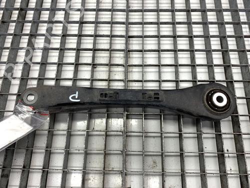 Used Right rear suspension arm Right rear suspension arm 39330548 39330548
