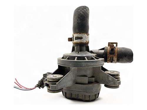 Used Auxiliary water pump Auxiliary water pump LEXUS NX (_Z1_) 300h AWD (AYZ15, AYZ15_, AYZ15R) (197 hp) 39355892 39355892