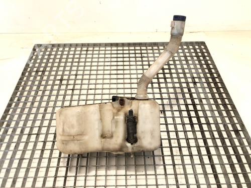 Used Windscreen washer tank Windscreen washer tank 39292663 39292663