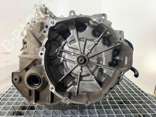 gearkasse-toyota-corolla-saloon-_e21_-2019-39318691 main image