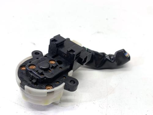 Ignition barrel SUZUKI SWIFT III (MZ, EZ) 1.3 (RS413, ZC11S) | BP39332126M48 - Image 2