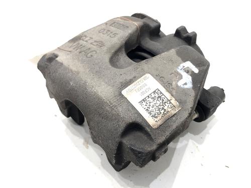 venstre-bremsekaliber-foran-audi-a4-b9-8w2-8wc-2015-39279823 main image