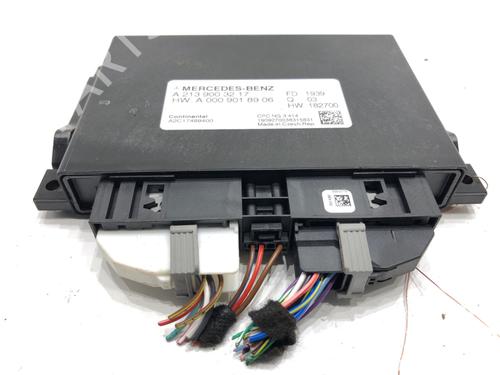 Used Electronic module Electronic module MERCEDES-BENZ GLC (X253) 220 d 4-matic (253.915) (194 hp) 39301618 39301618