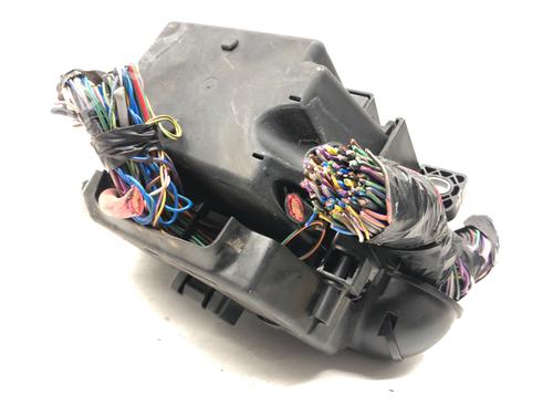 Fuse box JAGUAR F-PACE (X761) 2.0 TD4 AWD | BP39317999E1 - Image 2