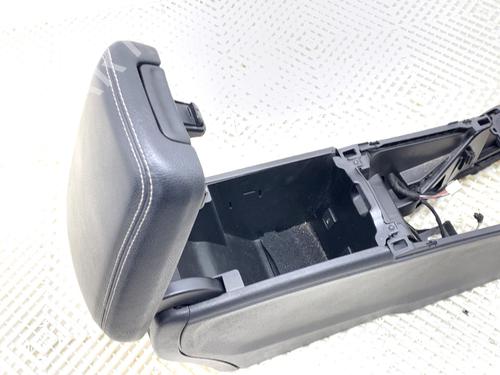 Middle console MERCEDES-BENZ A-CLASS (W176) A 180 (176.042) | BP39319687I22 - Image 4