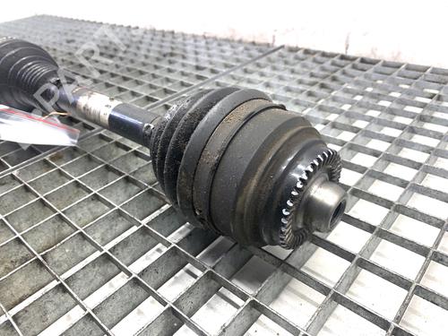 Right front driveshaft BMW 5 (G30, F90) M5 Competition | BP39316168M39 - Image 2