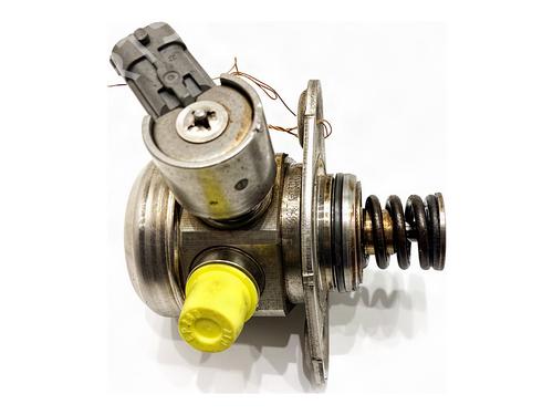 Used Injection pump Injection pump FORD MONDEO V Saloon (CD) 1.6 (181 hp) 40057470 40057470