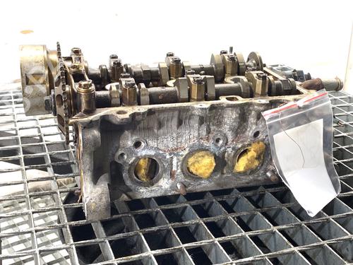Used Cylinder head Cylinder head 39339688 39339688