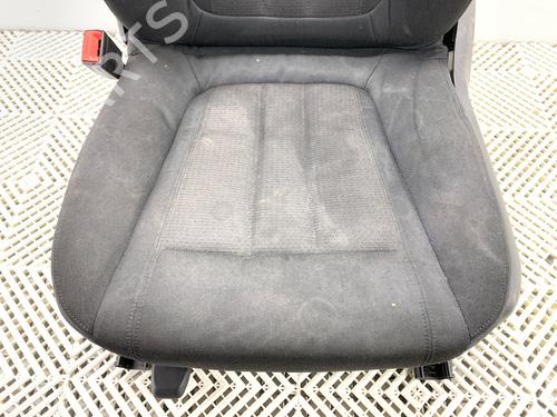 Left front seat BMW 5 (G30, F90) 518 d Mild-Hybrid | BP39307033C15 - Image 3
