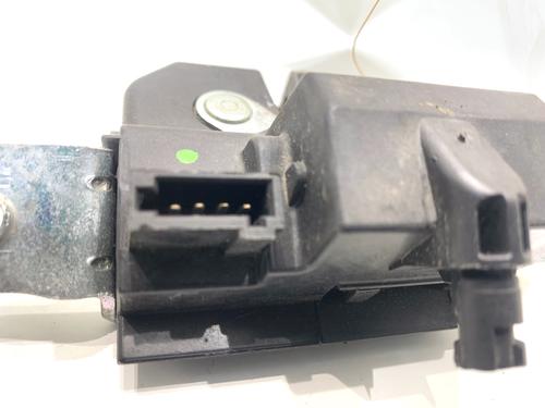 Tailgate lock OPEL CORSA E (X15) 1.4 (08, 68) | BP39349236C101 - Image 4