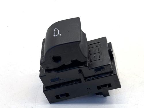 Switch BMW X3 (F25) xDrive 28 i | BP39325686I30 - Image 2