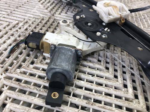 Front left window mechanism BMW X1 (E84) sDrive 18 d | BP39287148C22 - Image 3