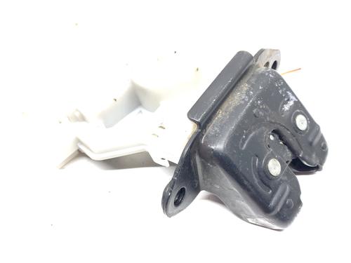 tailgate-lock-renault-kadjar-ha_-hl_-2015-39307986 main image